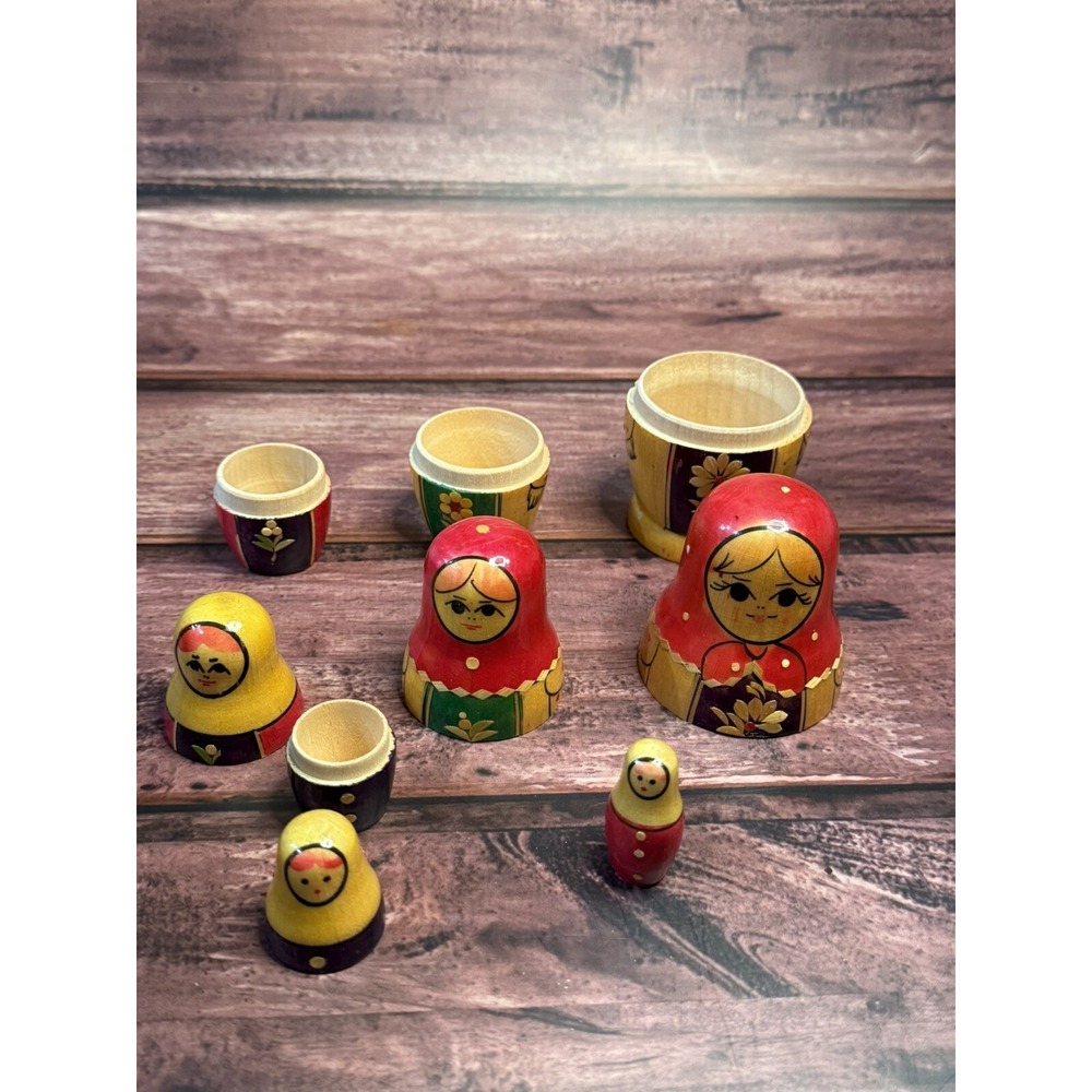 Set Of 5 Vintage Russian Nesting Stacking Dolls Wooden Figurines Toys
